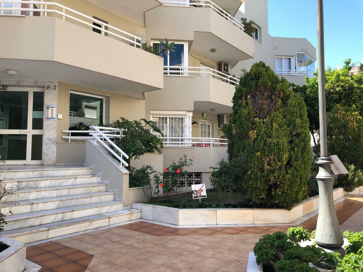 Апартаменты Luxury Dona Carlota Торремолинос Экстерьер фото