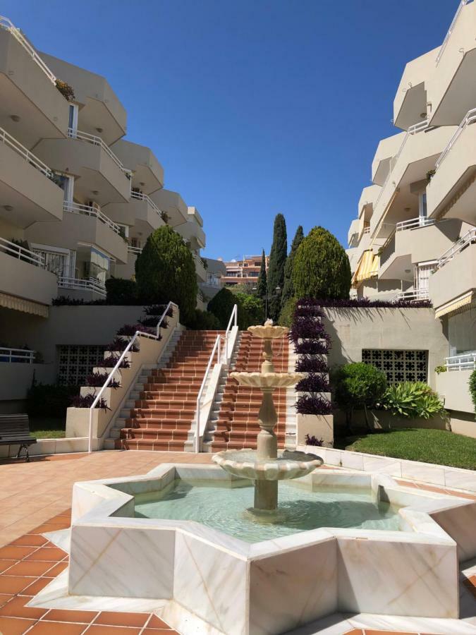 Апартаменты Luxury Dona Carlota Торремолинос Экстерьер фото
